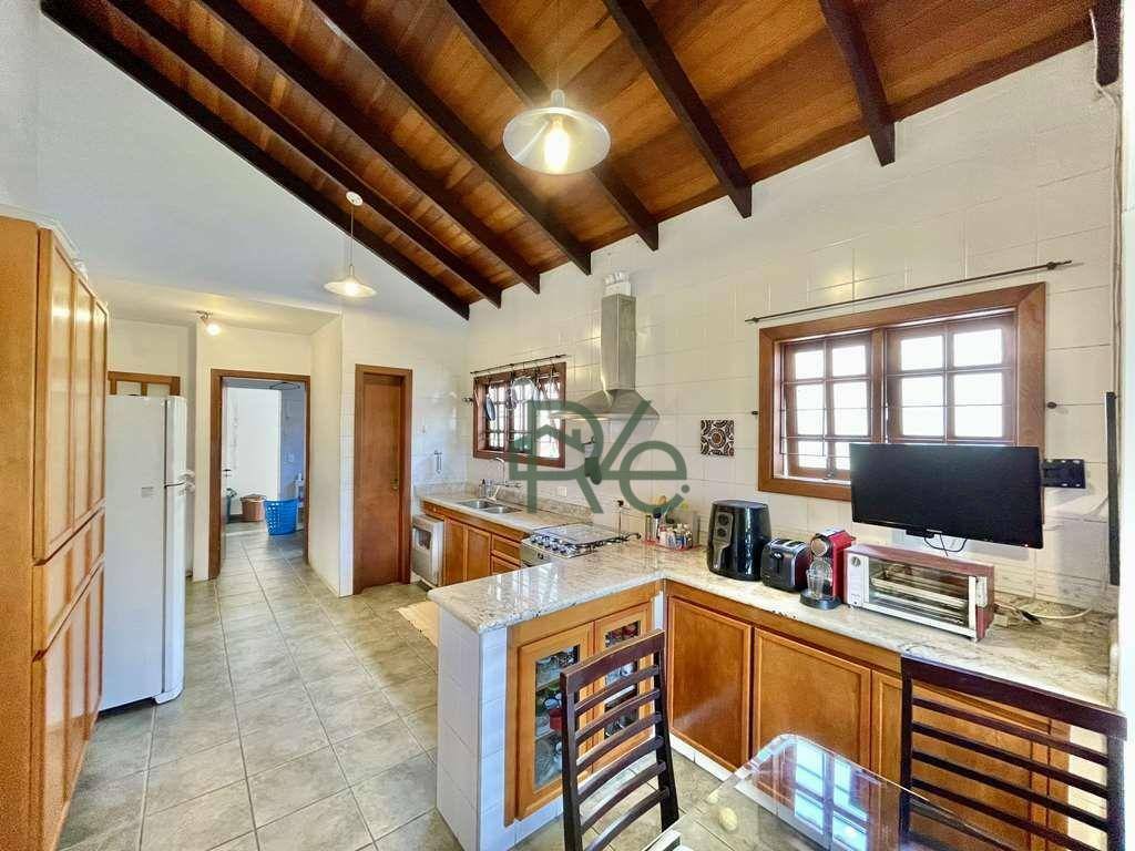 Casa de Condomínio à venda com 3 quartos, 319m² - Foto 13