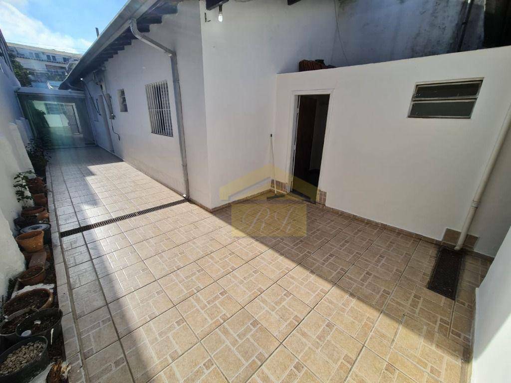 Casa à venda com 2 quartos, 180m² - Foto 7