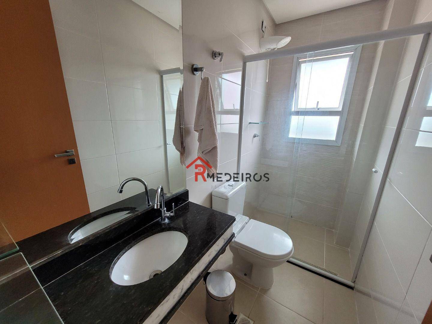 Apartamento à venda com 2 quartos, 78m² - Foto 17