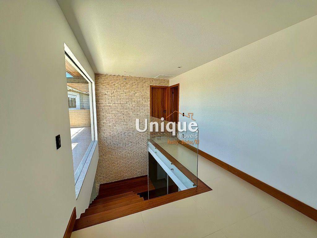 Casa de Condomínio à venda com 5 quartos, 300m² - Foto 16