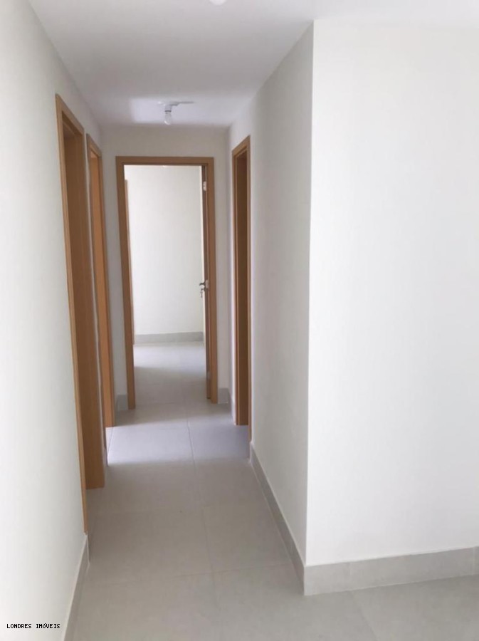 Apartamento para alugar com 3 quartos, 76m² - Foto 6