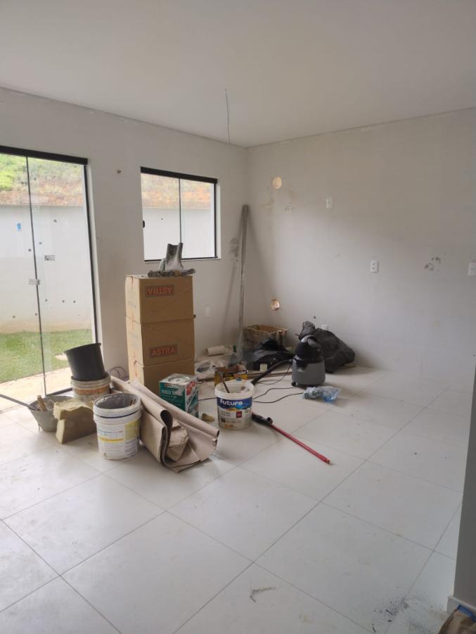 Casa à venda com 3 quartos, 88m² - Foto 11