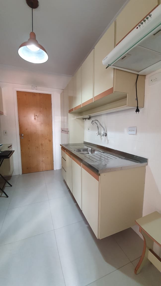 Apartamento à venda com 2 quartos, 77m² - Foto 11