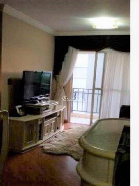 Apartamento à venda com 2 quartos, 64m² - Foto 2