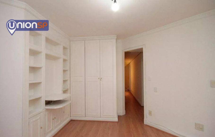 Apartamento à venda com 3 quartos, 210m² - Foto 12