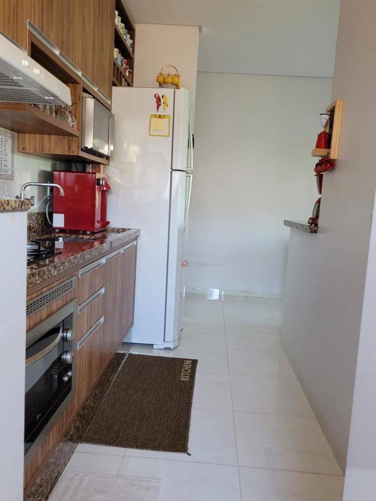 Apartamento à venda com 2 quartos, 70m² - Foto 8