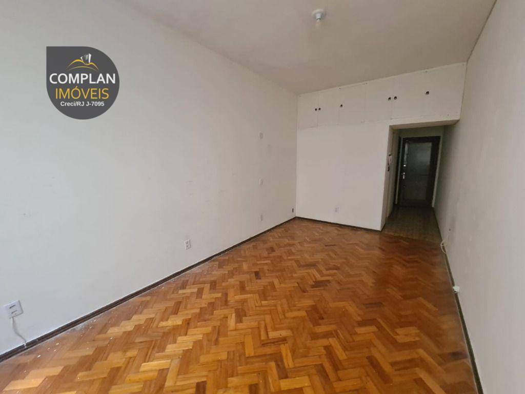 Apartamento à venda com 1 quarto, 31m² - Foto 4