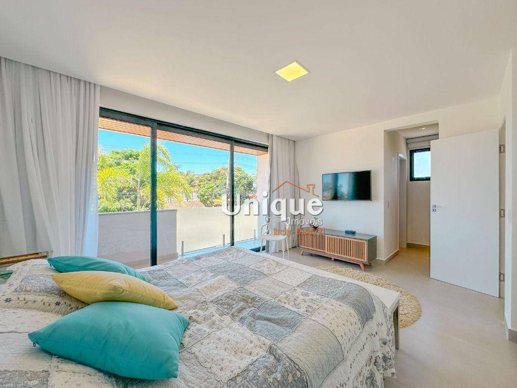 Casa à venda com 5 quartos, 270m² - Foto 31