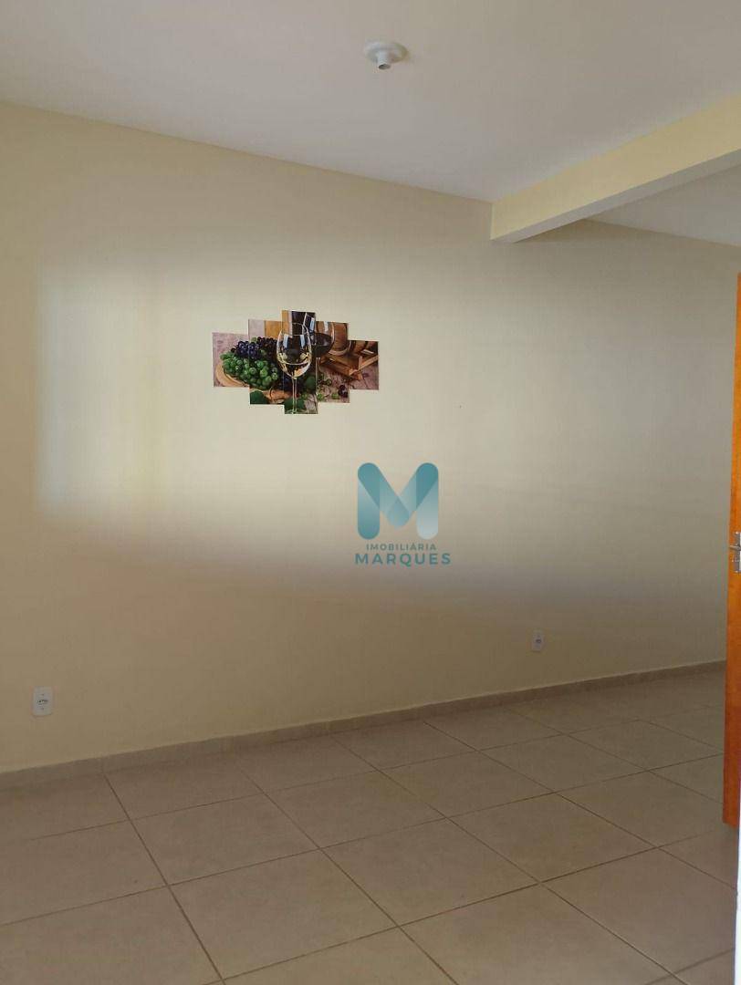 Sobrado para alugar com 2 quartos, 70m² - Foto 4