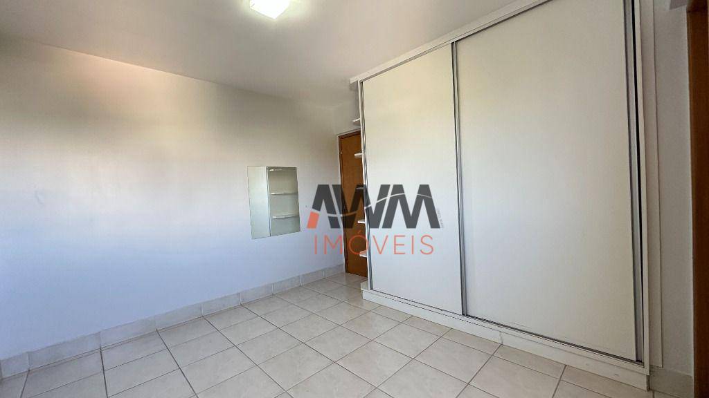 Apartamento para alugar com 2 quartos, 64m² - Foto 18