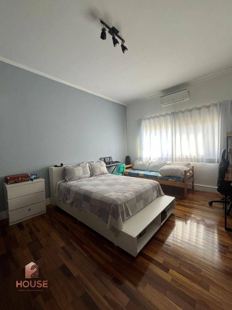 Casa de Condomínio à venda com 3 quartos, 300m² - Foto 10