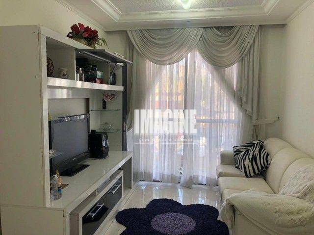 Apartamento à venda com 3 quartos, 65m² - Foto 1