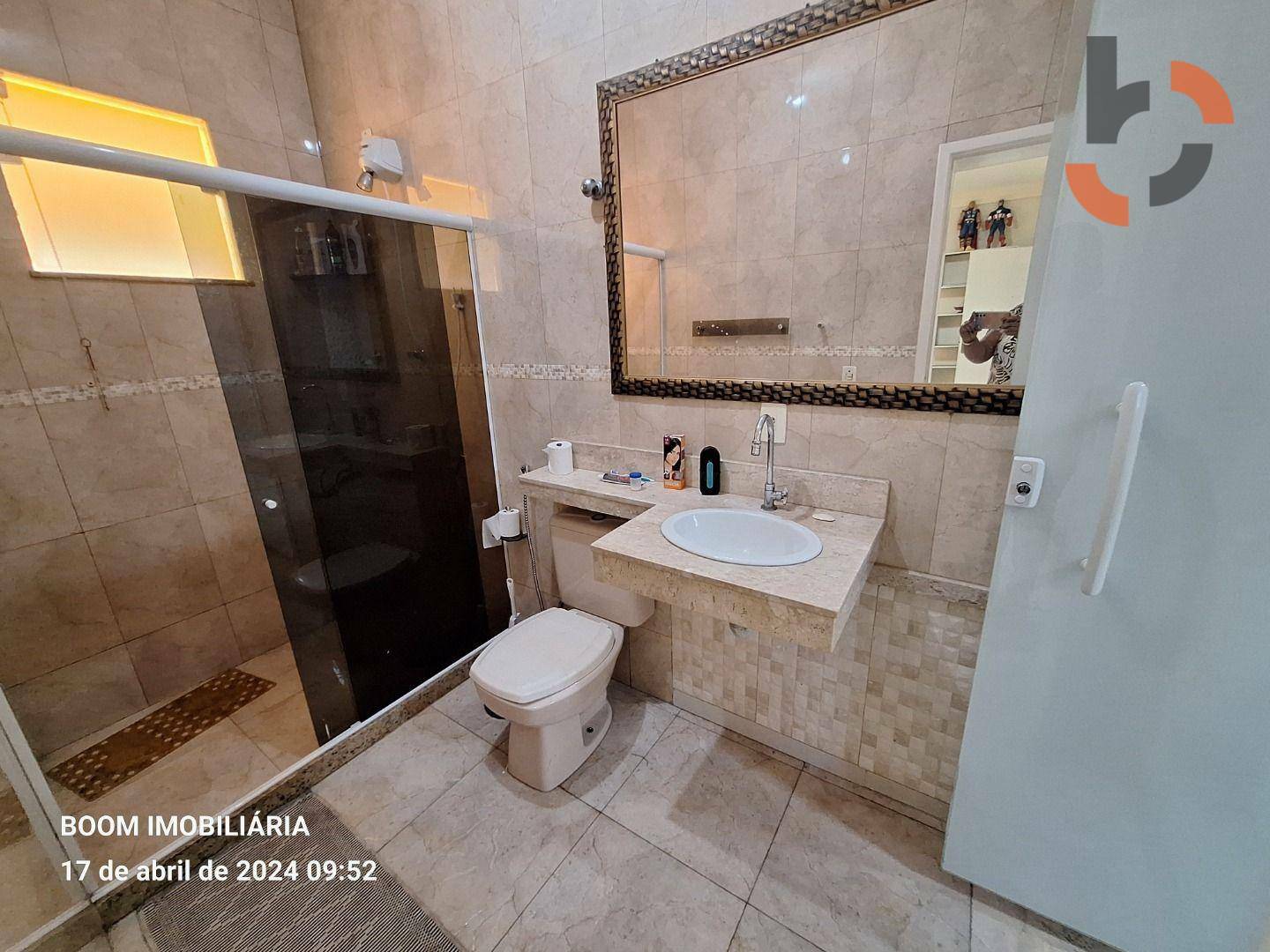 Casa à venda com 3 quartos, 290m² - Foto 14