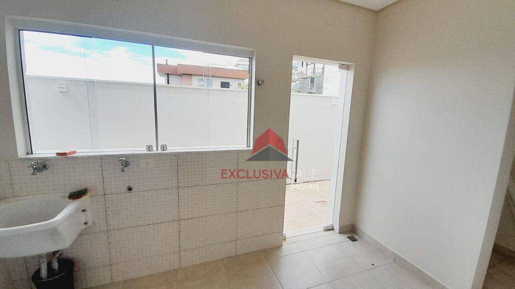 Casa de Condomínio à venda com 4 quartos, 351m² - Foto 15