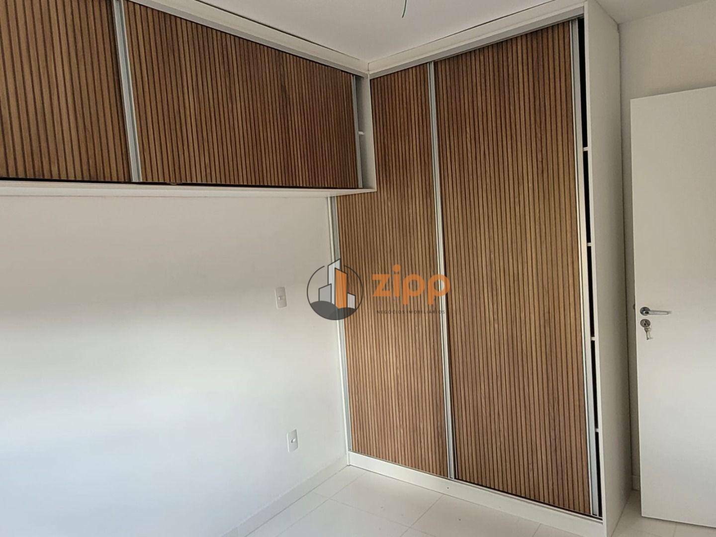 Apartamento à venda com 2 quartos, 41m² - Foto 13