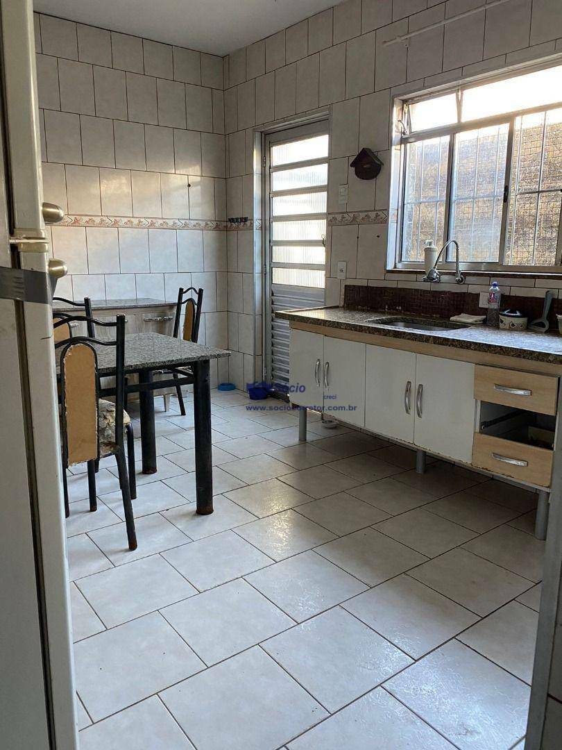 Sobrado à venda com 3 quartos, 175m² - Foto 5