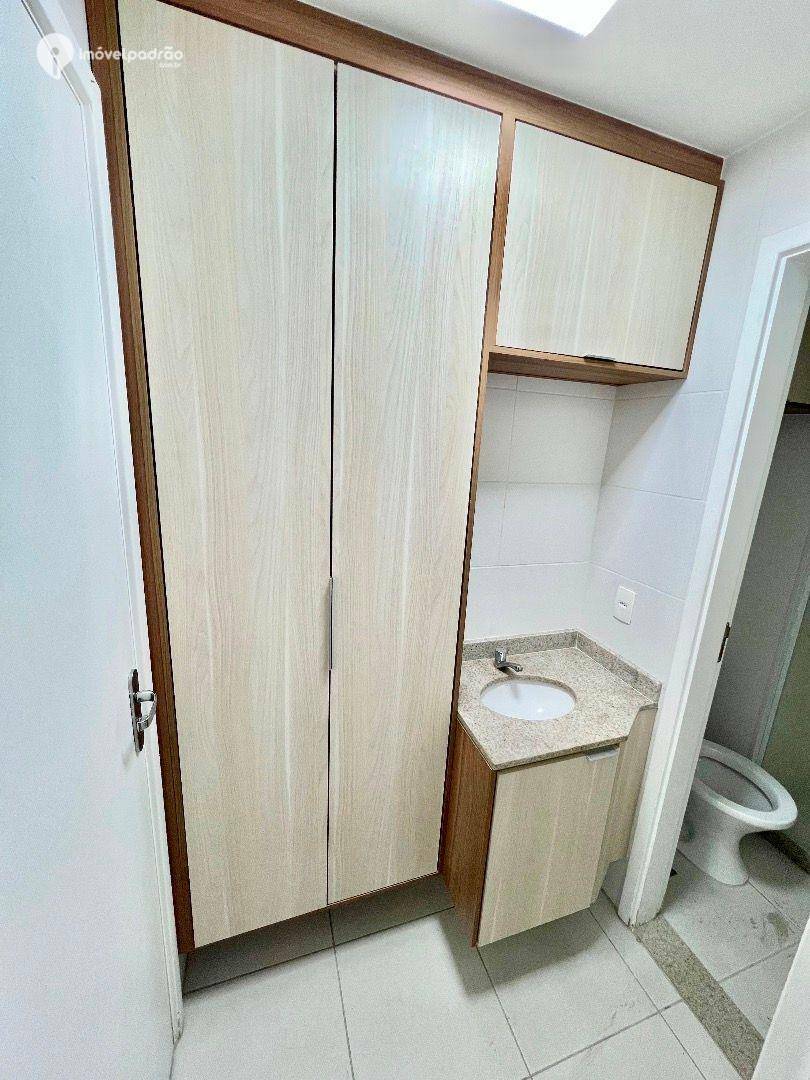 Apartamento para alugar com 3 quartos, 85m² - Foto 7