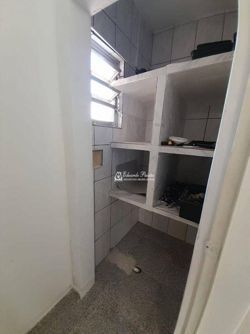 Casa à venda e aluguel com 4 quartos, 200m² - Foto 17