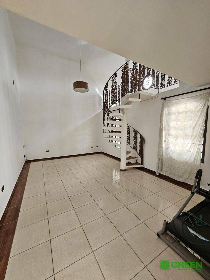 Casa à venda com 3 quartos, 300M2 - Foto 9