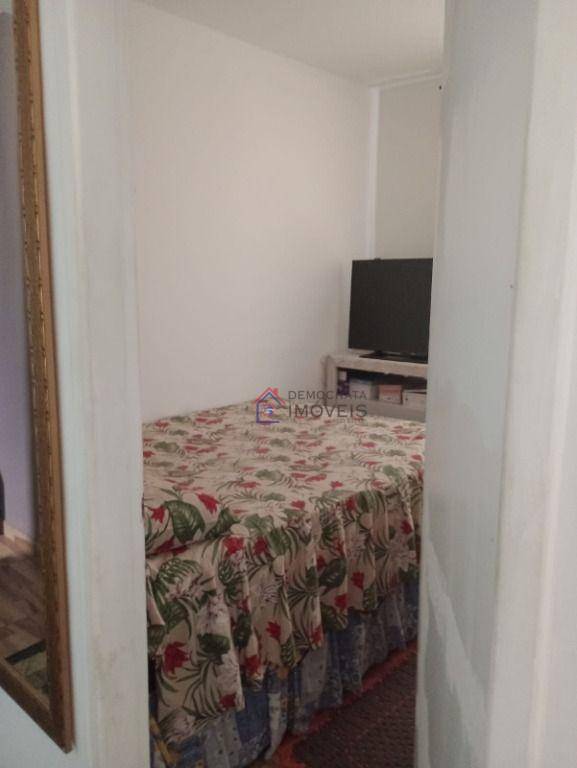 Apartamento à venda com 2 quartos, 48m² - Foto 12