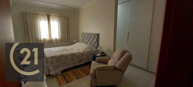 Casa de Condomínio à venda com 3 quartos, 180m² - Foto 3