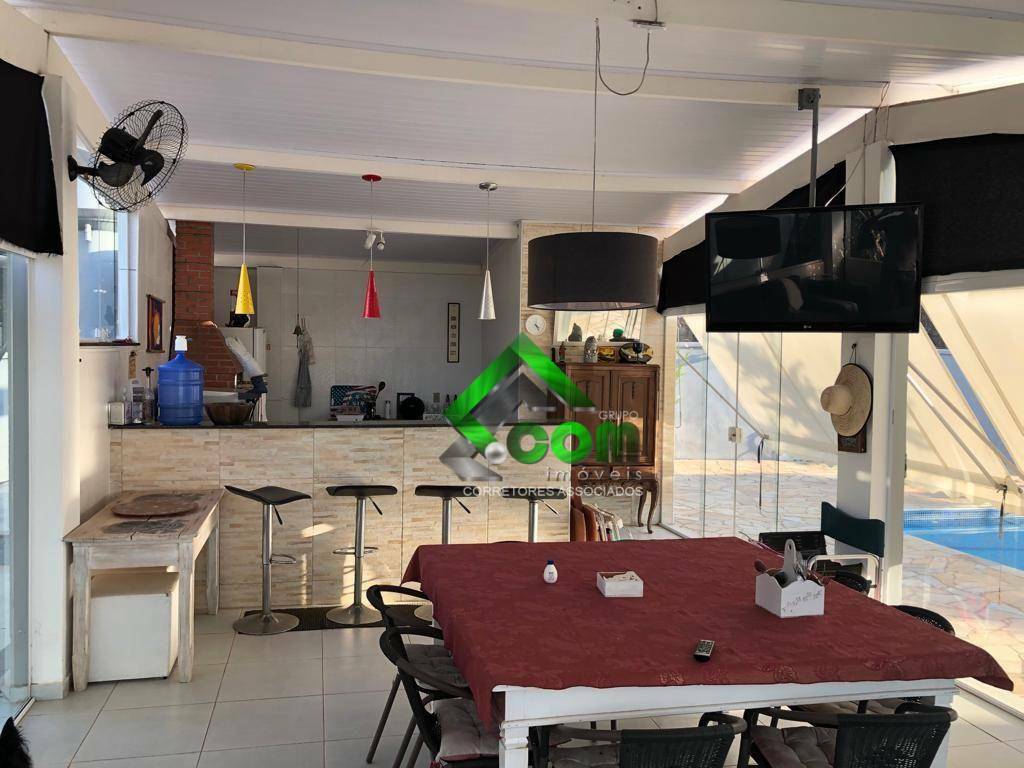 Casa de Condomínio à venda e aluguel com 3 quartos, 530m² - Foto 15