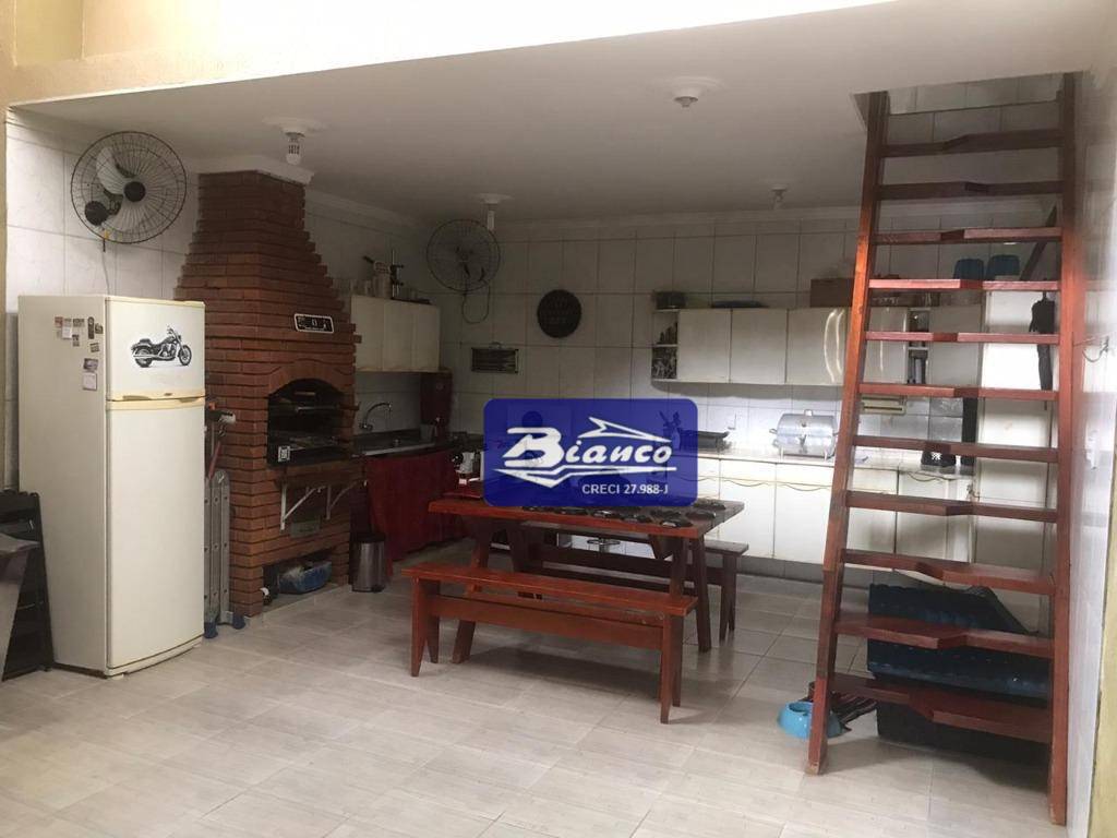 Sobrado à venda com 2 quartos, 138m² - Foto 22