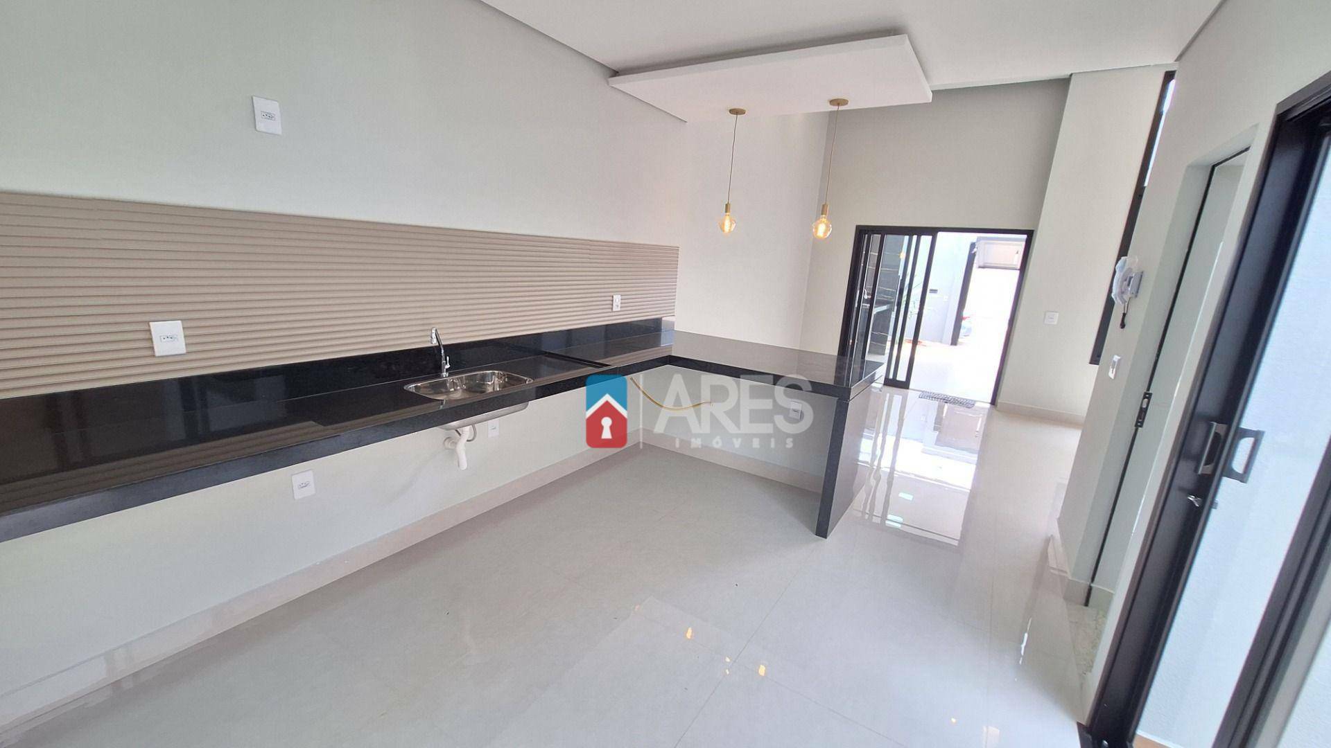 Casa à venda com 3 quartos, 124m² - Foto 5