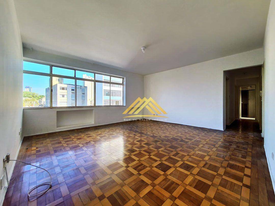 Apartamento à venda com 3 quartos, 143m² - Foto 1