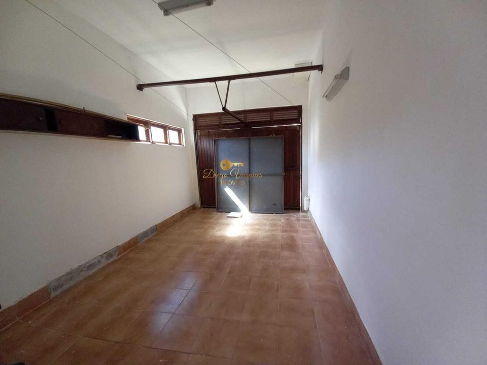 Casa de Condomínio à venda com 5 quartos, 212m² - Foto 13