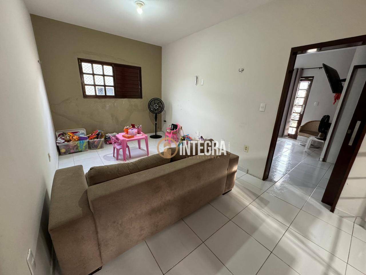 Casa à venda com 4 quartos, 258m² - Foto 11