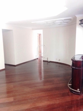 Apartamento à venda com 3 quartos, 139m² - Foto 3