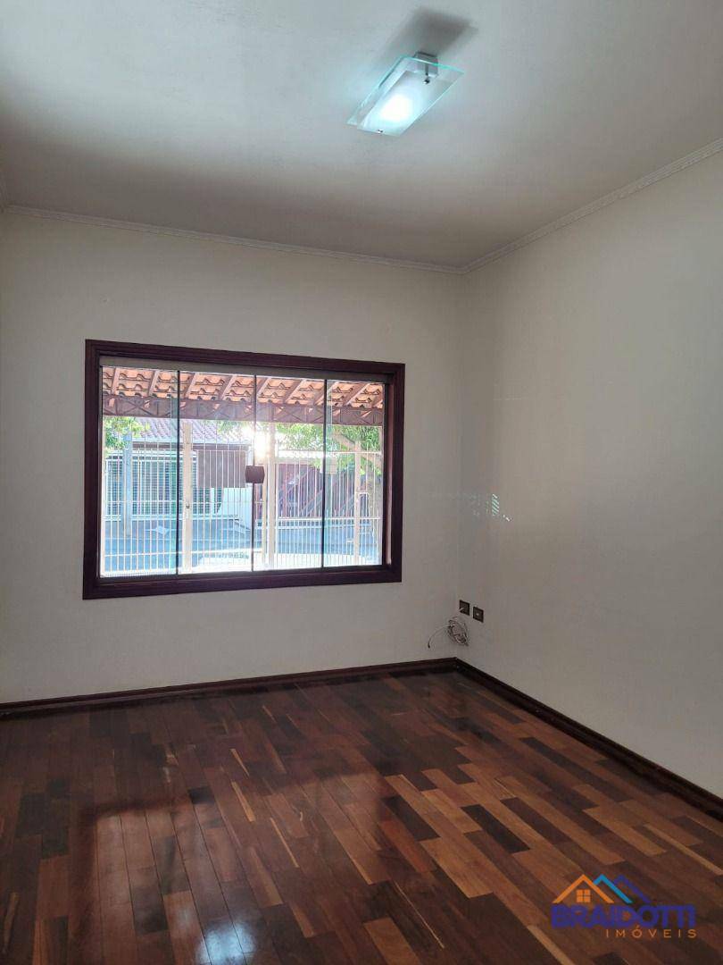 Casa à venda com 2 quartos, 125m² - Foto 3