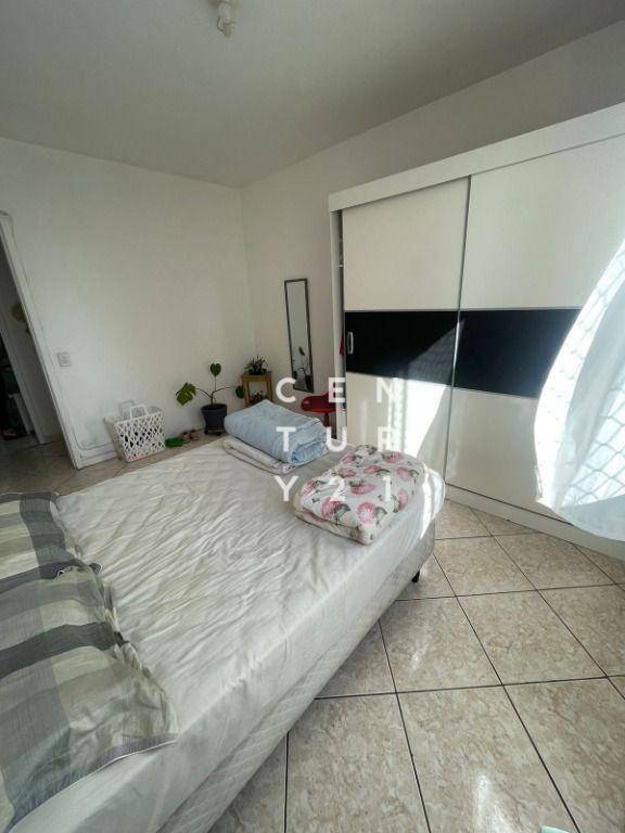 Apartamento à venda com 2 quartos, 63m² - Foto 11