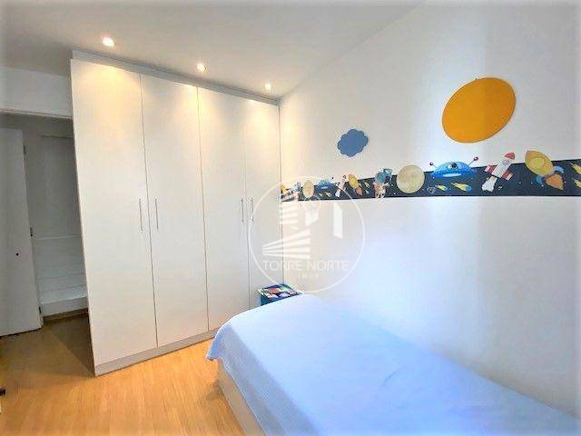 Apartamento à venda com 2 quartos, 76m² - Foto 13