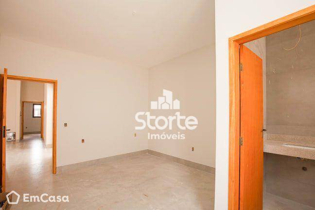 Casa à venda com 3 quartos, 80m² - Foto 6