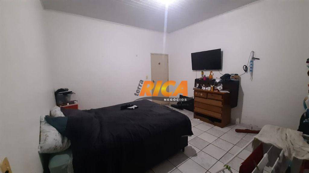 Casa à venda com 3 quartos, 595M2 - Foto 8