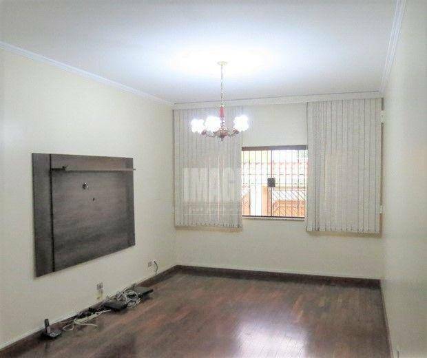 Sobrado à venda com 3 quartos, 248m² - Foto 2