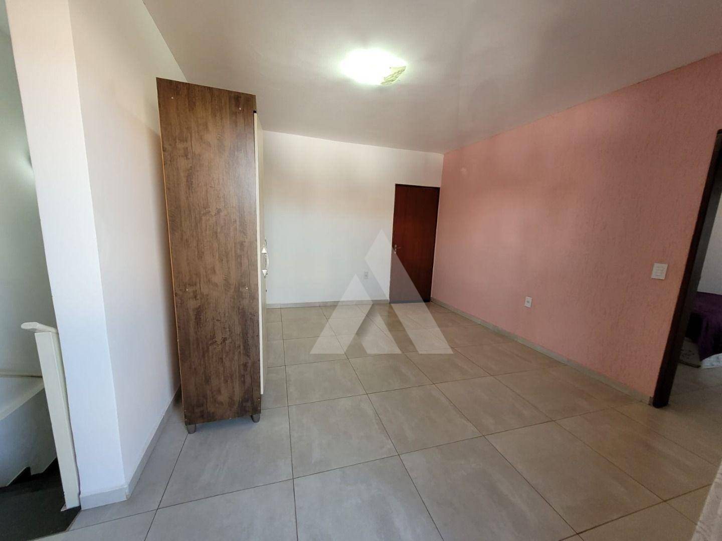Casa à venda com 4 quartos, 260m² - Foto 17