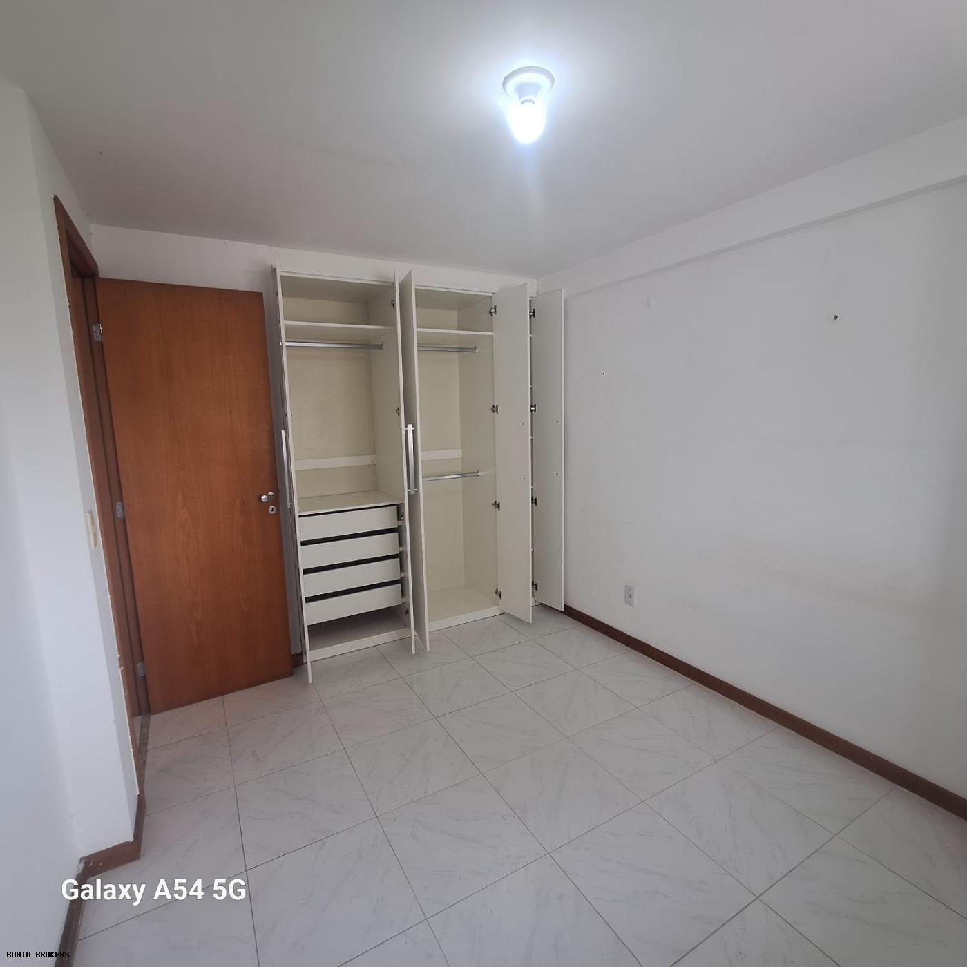 Apartamento para alugar com 1 quarto, 40m² - Foto 12