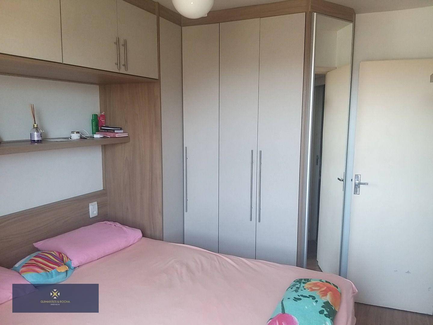 Apartamento à venda com 3 quartos, 76m² - Foto 8