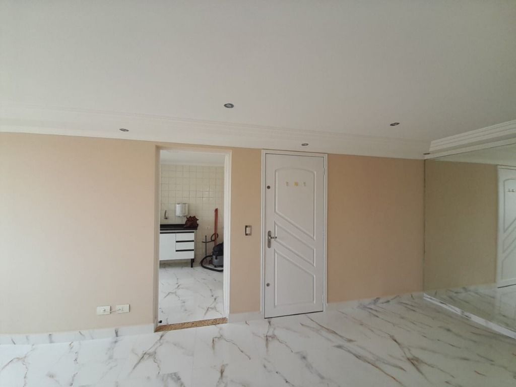 Apartamento para alugar com 2 quartos, 55m² - Foto 5