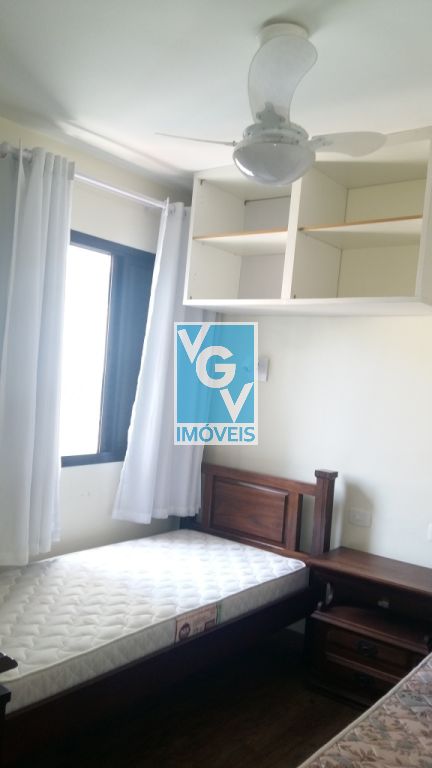 Apartamento para alugar com 2 quartos, 89m² - Foto 9