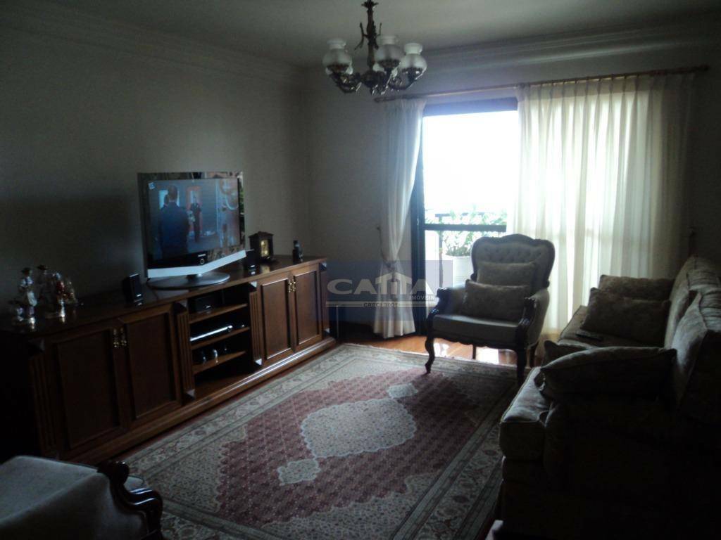 Apartamento à venda com 3 quartos, 182m² - Foto 4