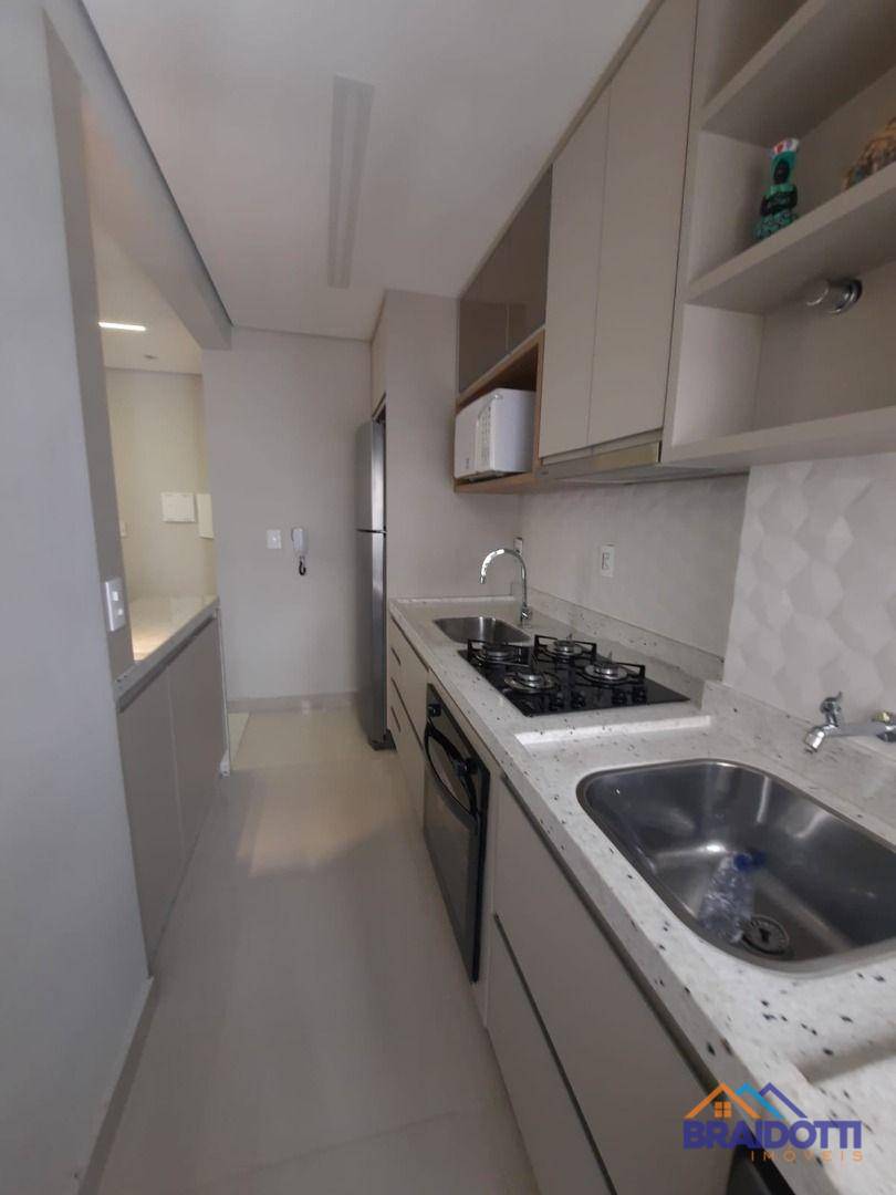 Apartamento à venda com 2 quartos, 56m² - Foto 5