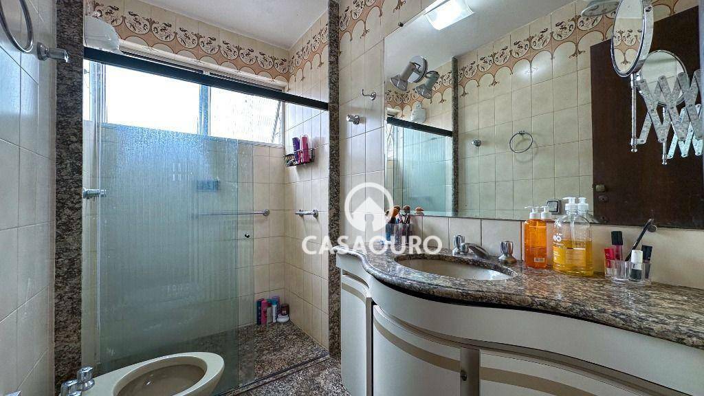 Apartamento à venda com 4 quartos, 140m² - Foto 16