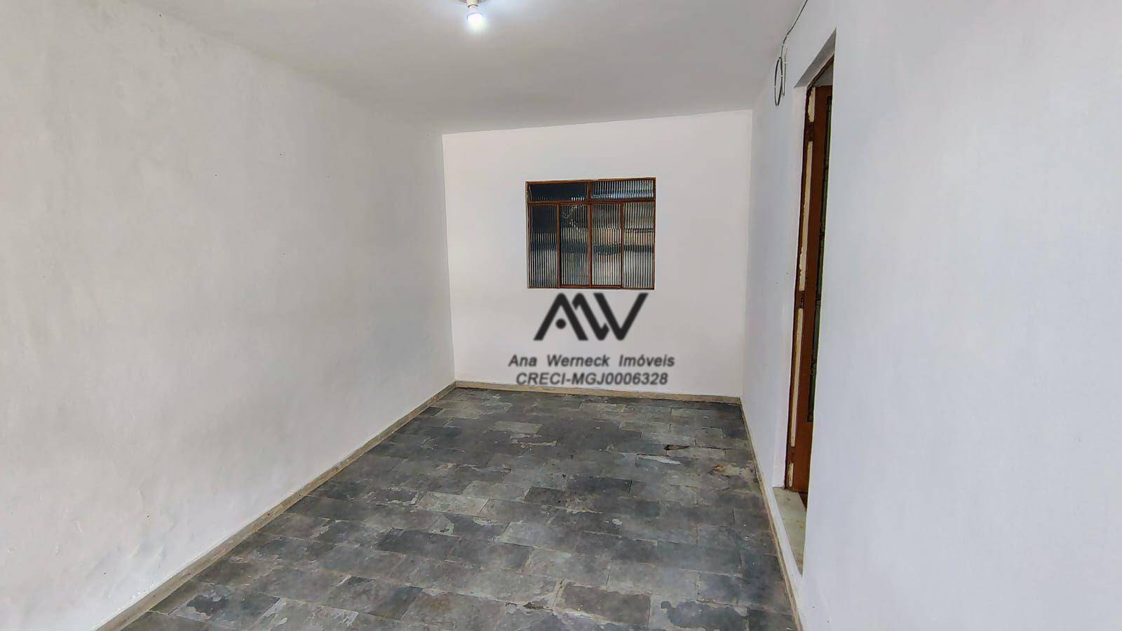 Casa à venda com 5 quartos, 170m² - Foto 3