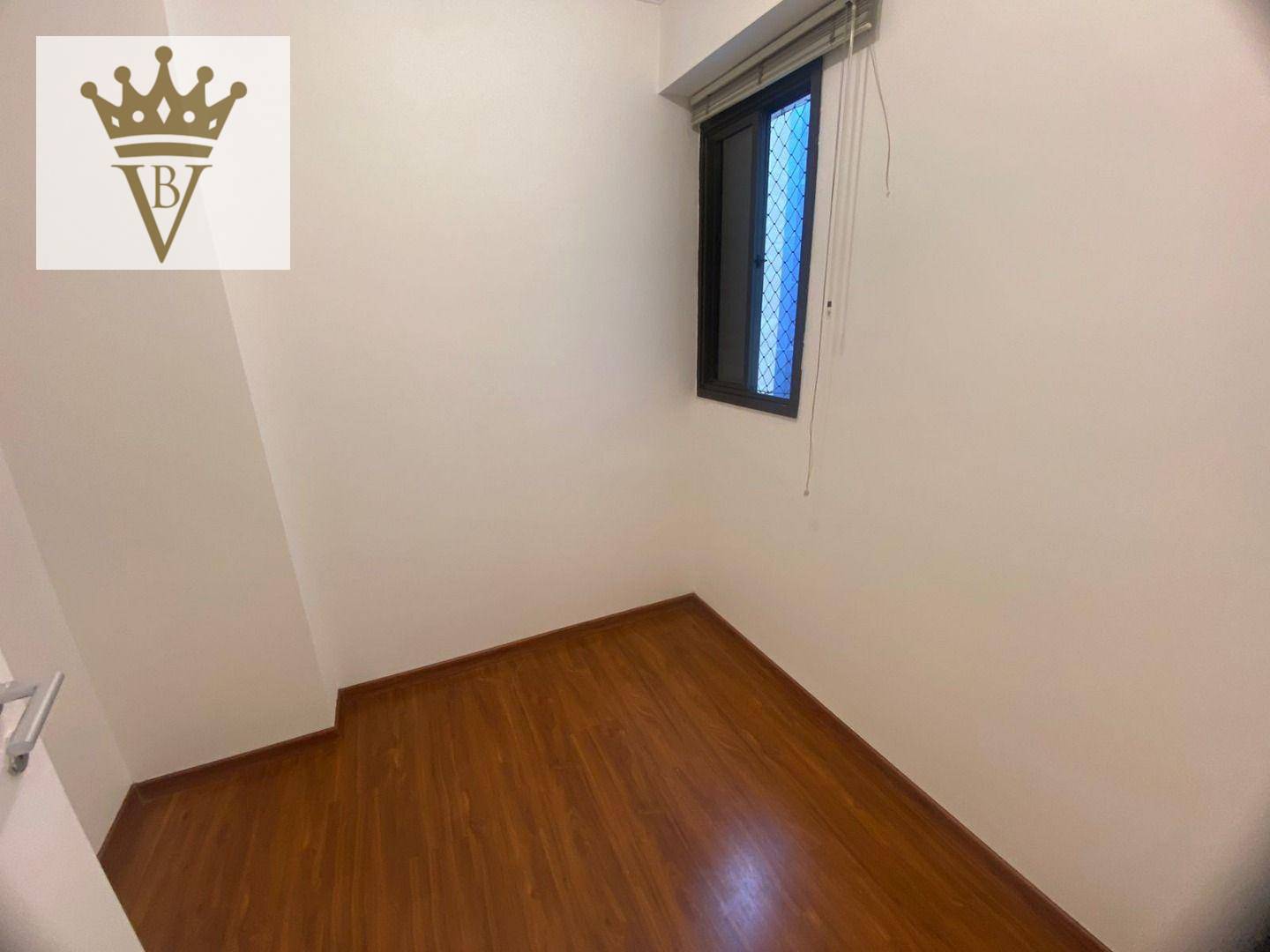 Apartamento à venda com 2 quartos, 75m² - Foto 17