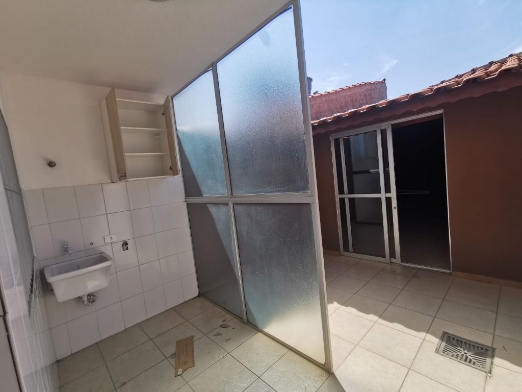 Sobrado à venda com 2 quartos, 108m² - Foto 12