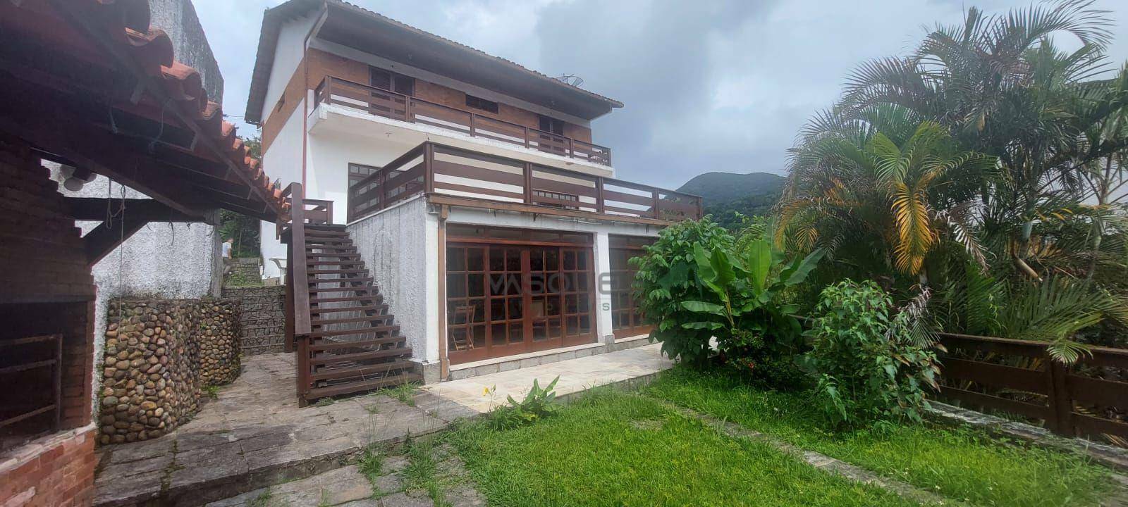 Casa de Condomínio à venda com 4 quartos, 330m² - Foto 1